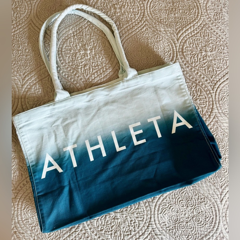 NWOT Athleta Ombre Blue Tote Bag - Picture 2 of 6